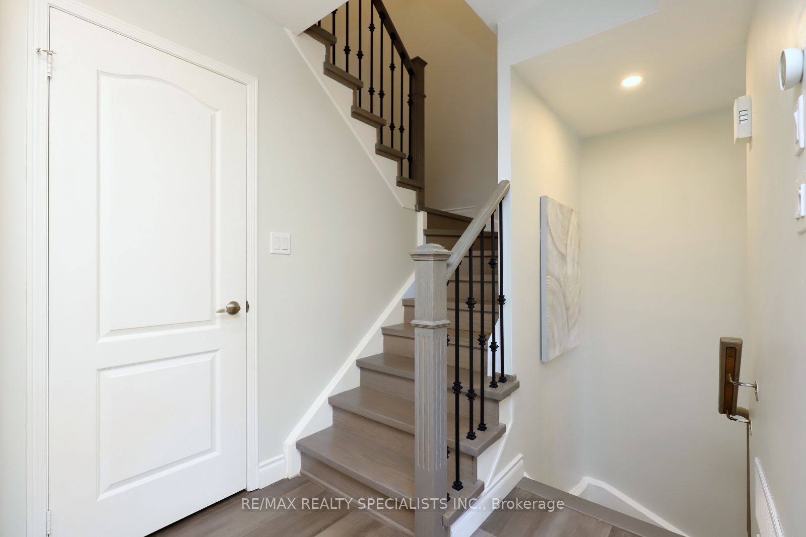 5050 Intrepid Dr, #63