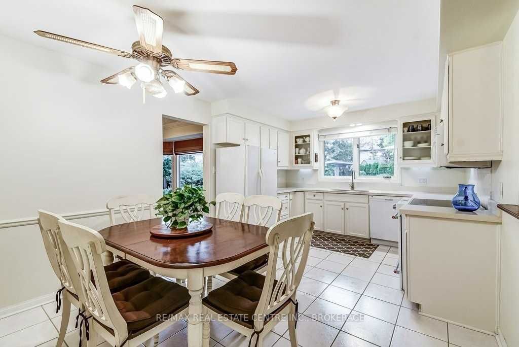 50 Curtis Dr