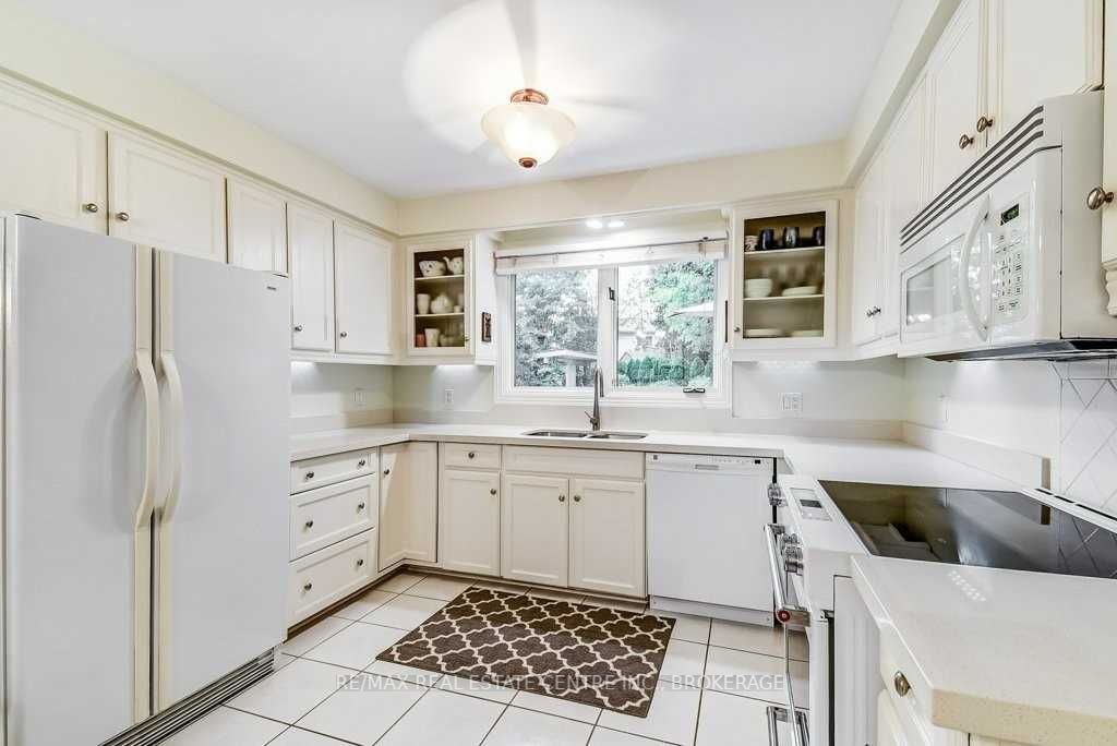 50 Curtis Dr