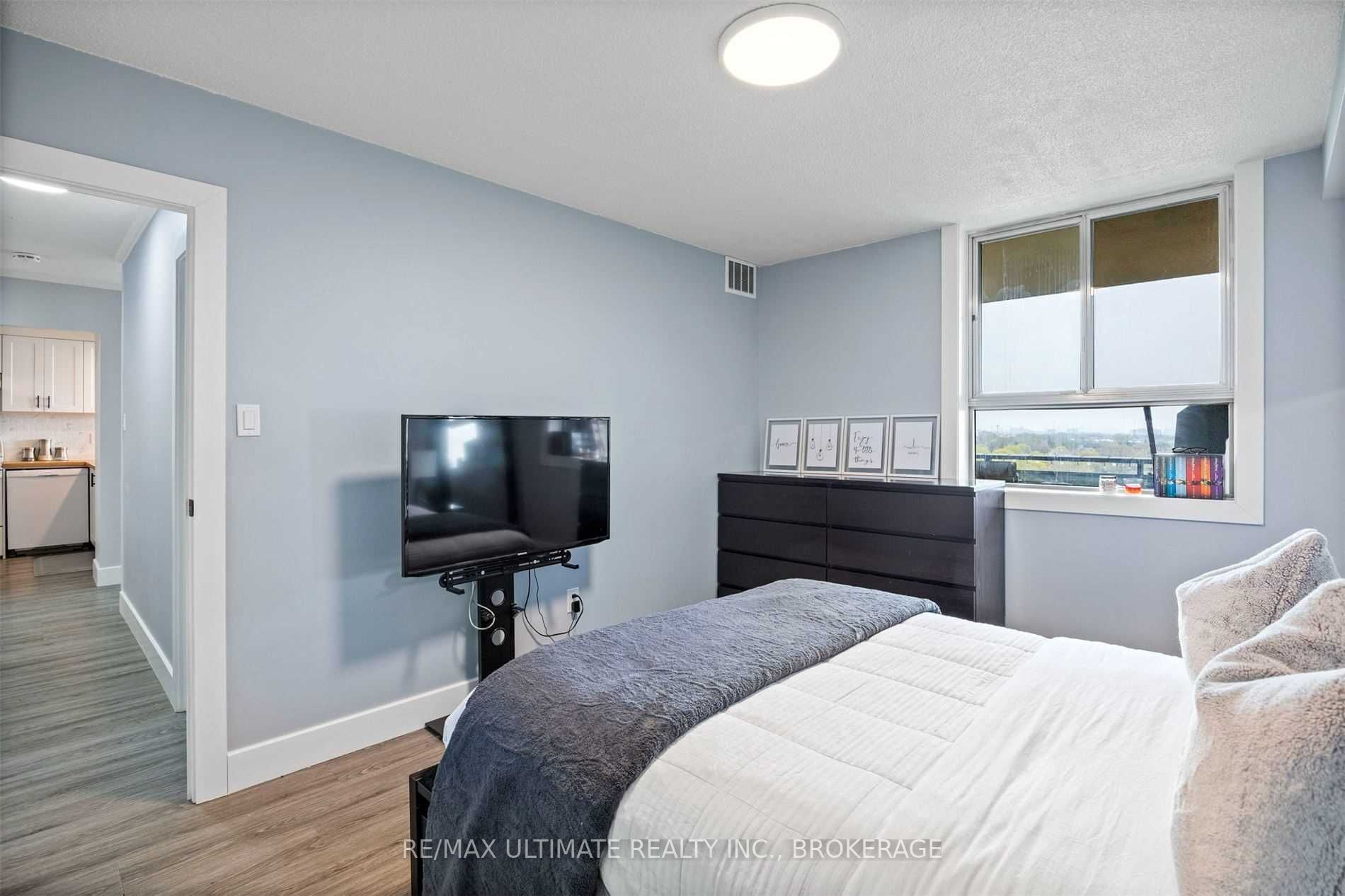Listing W6056033 - Large Photo # 23