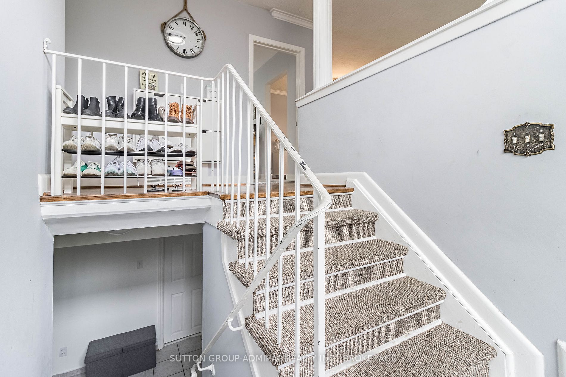 7 Golfwood Heights