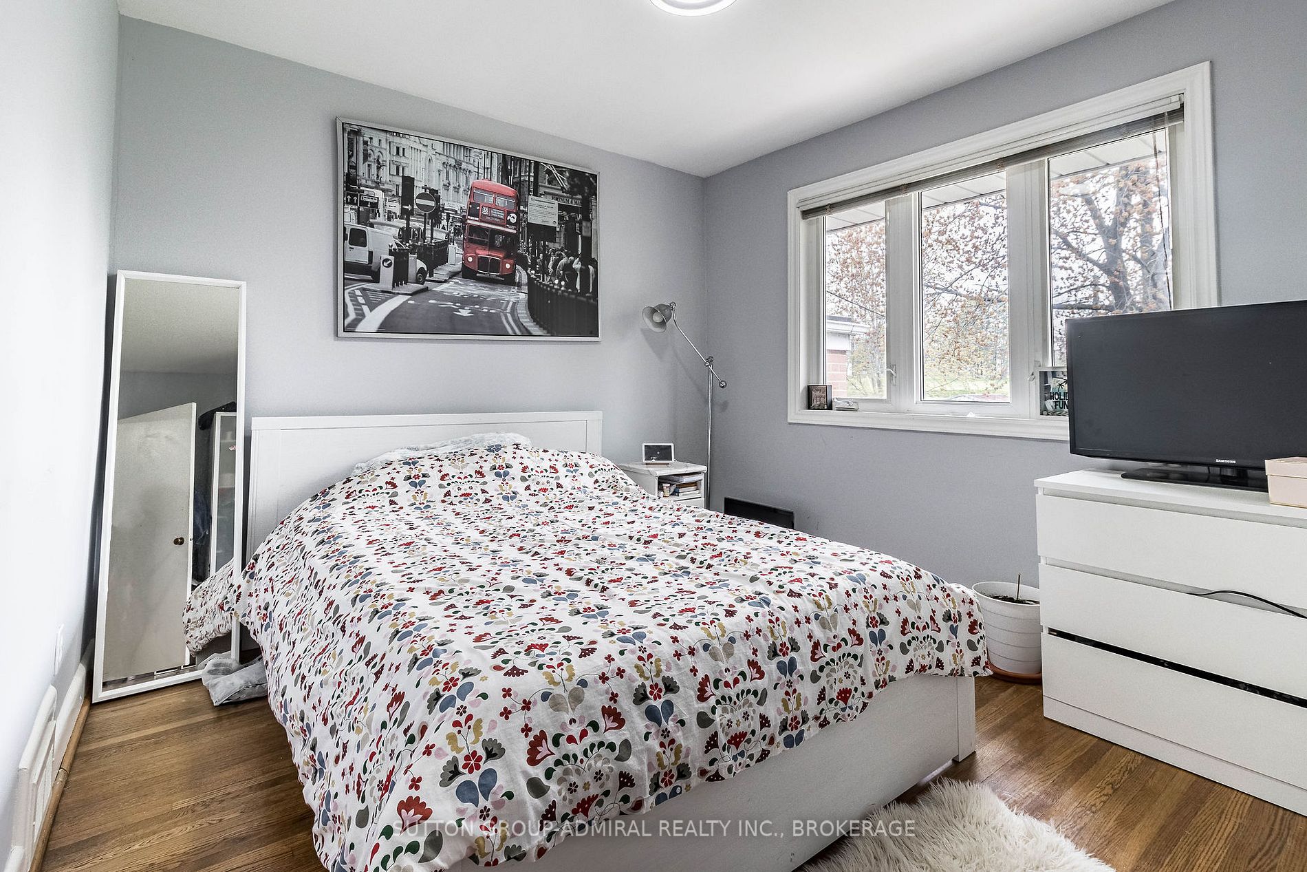 7 Golfwood Heights