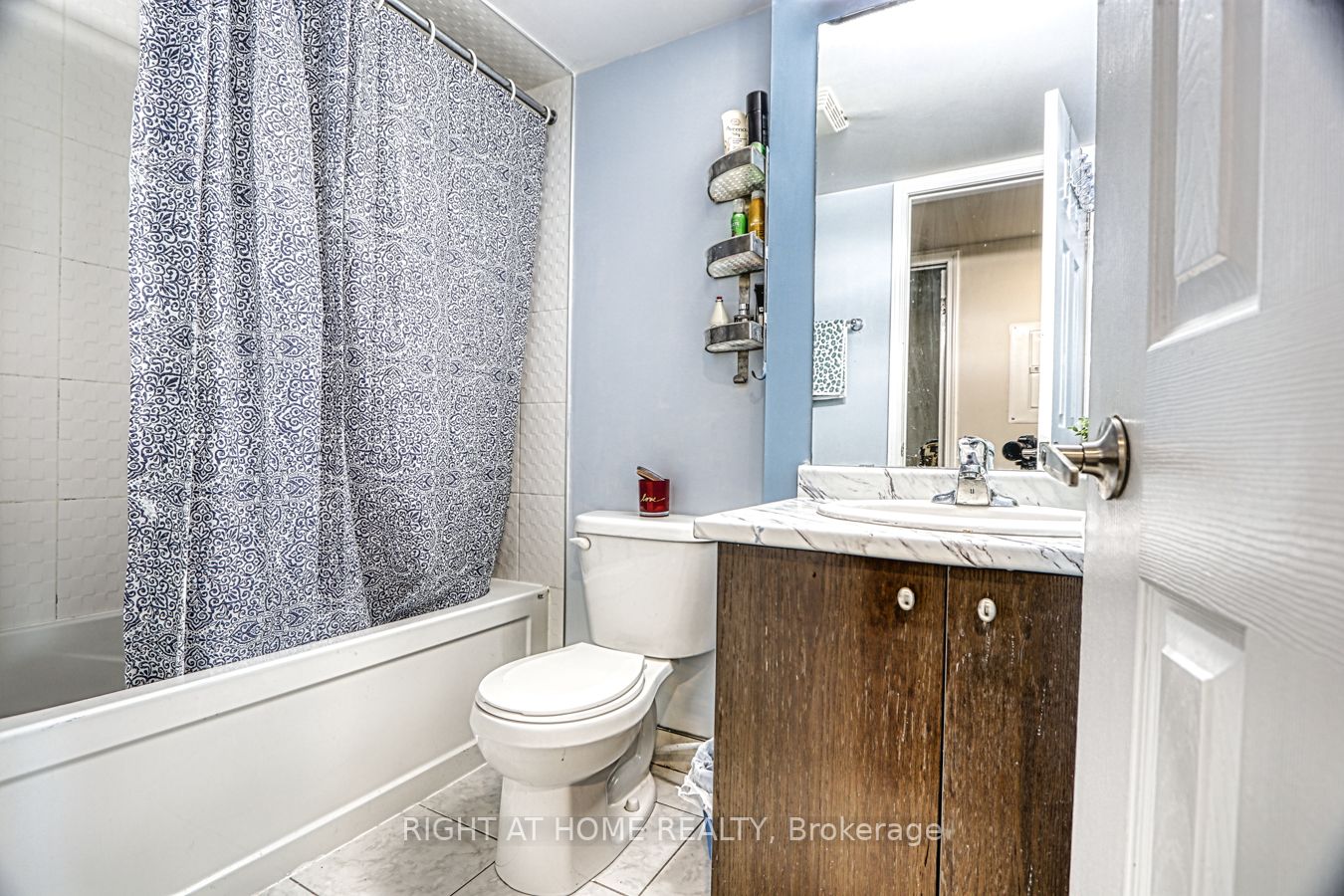 2441 Greenwich Dr, #36