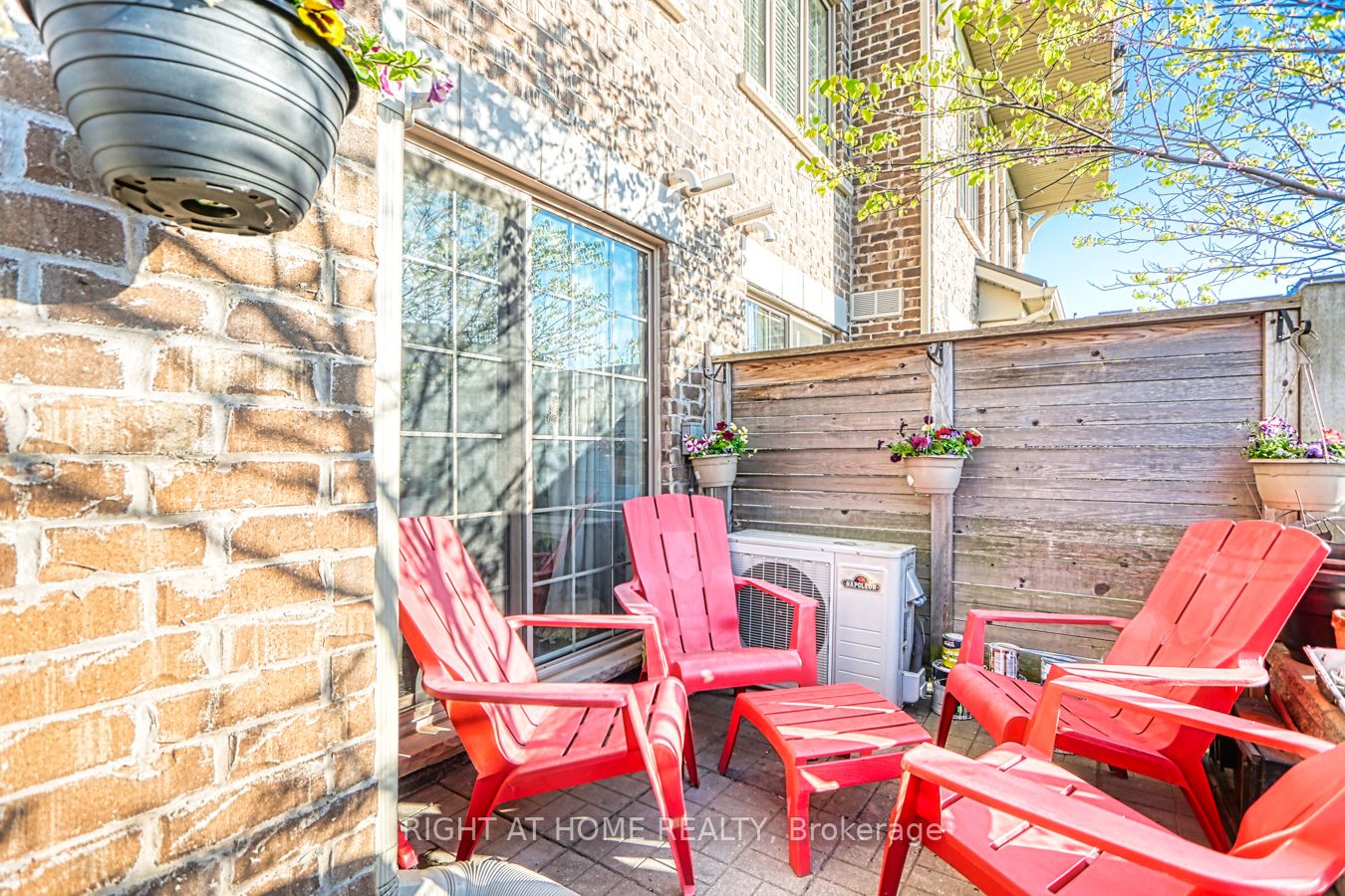 2441 Greenwich Dr, #36