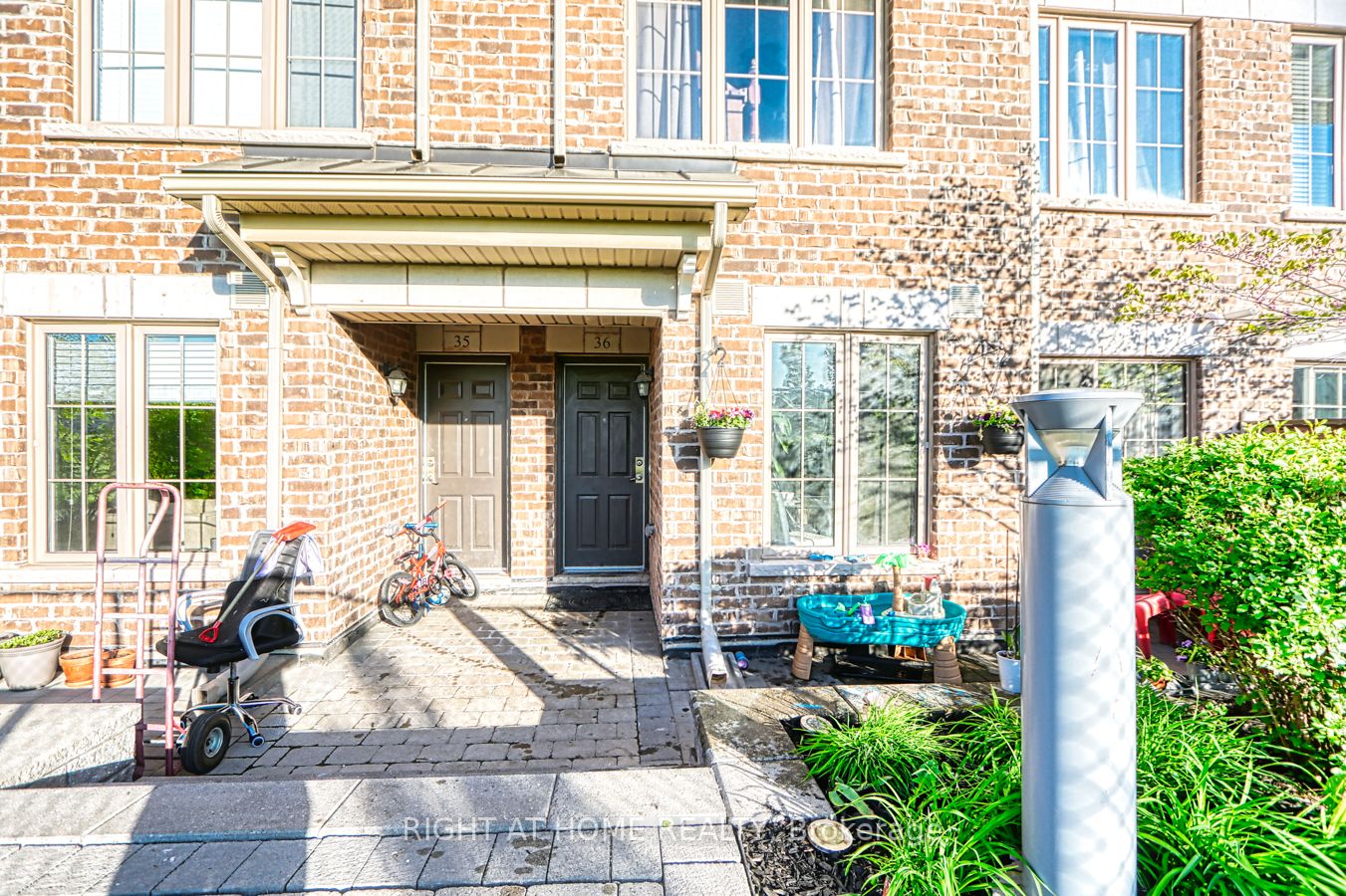 2441 Greenwich Dr, #36