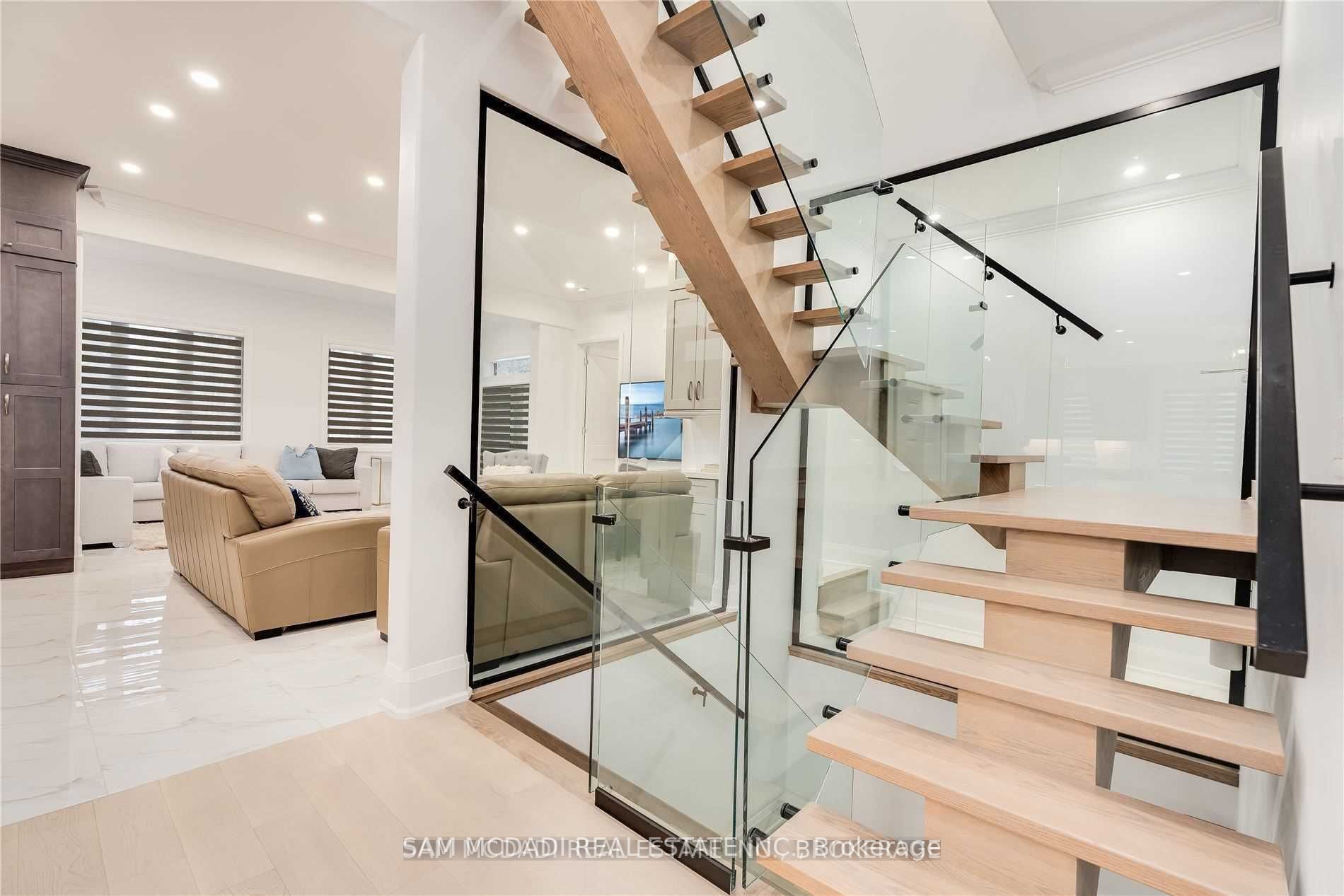 1138 Garden Road