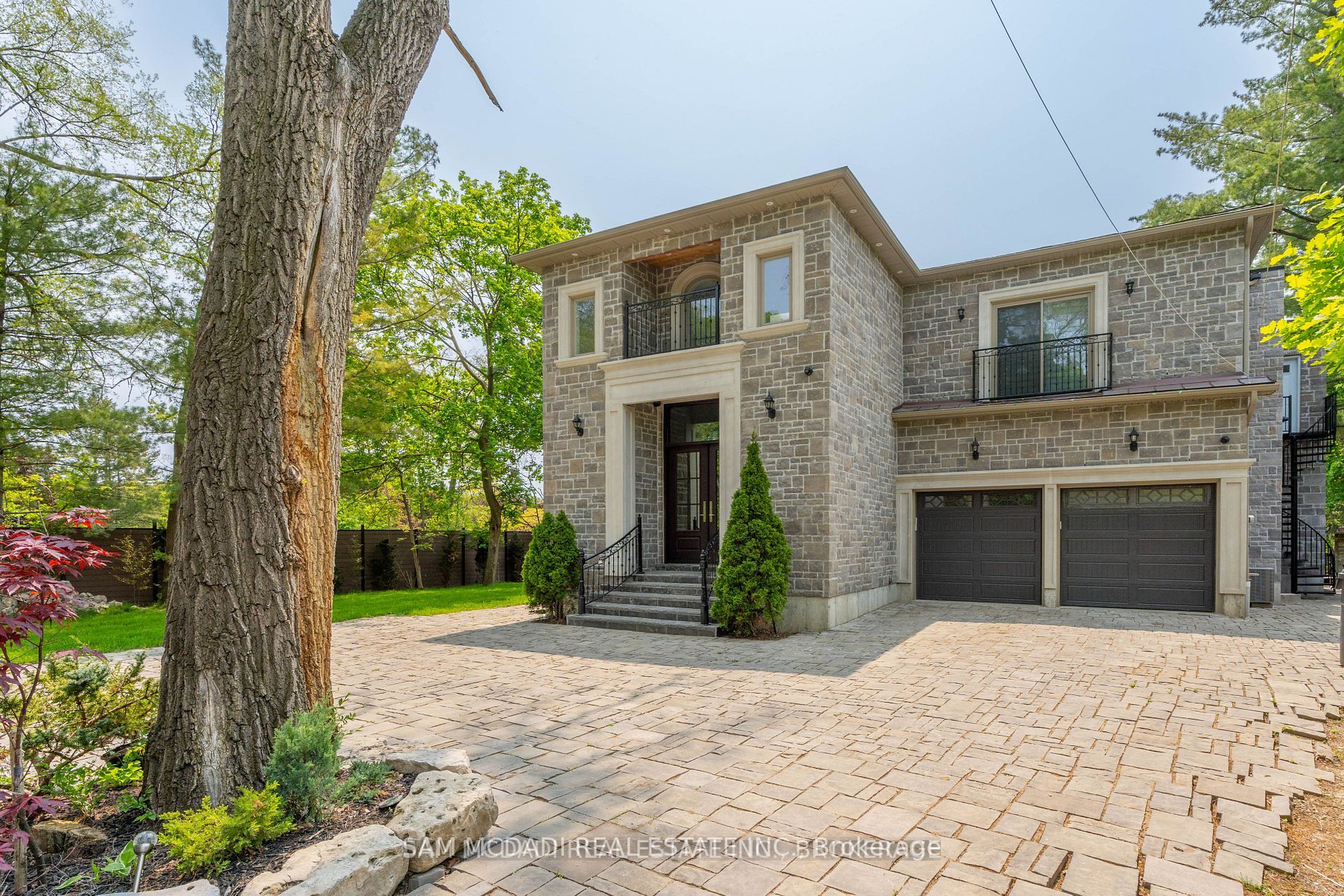 1138 Garden Road