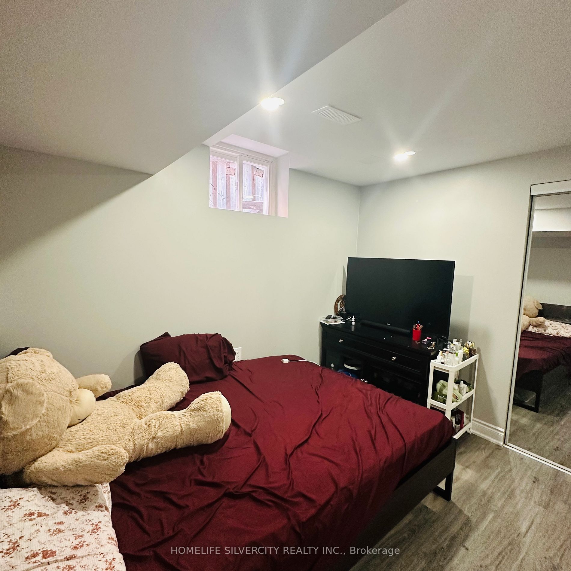 73 Rocky Mountain Cres