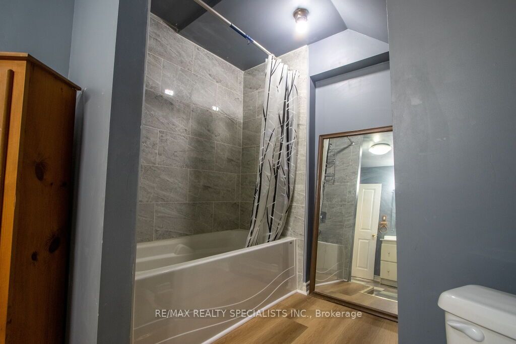 Listing W6057048 - Large Photo # 24
