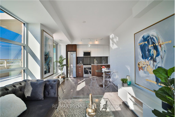 1787 St. Clair Ave, Toronto