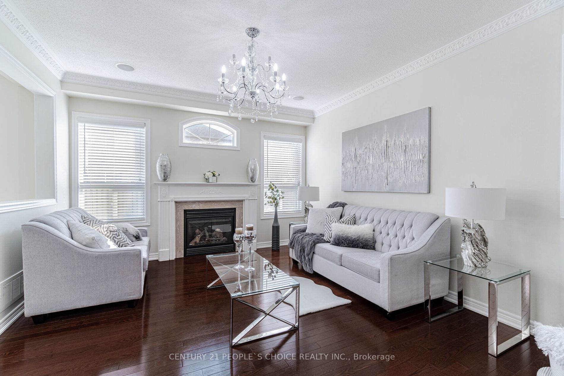 19 Dovehaven Crescent