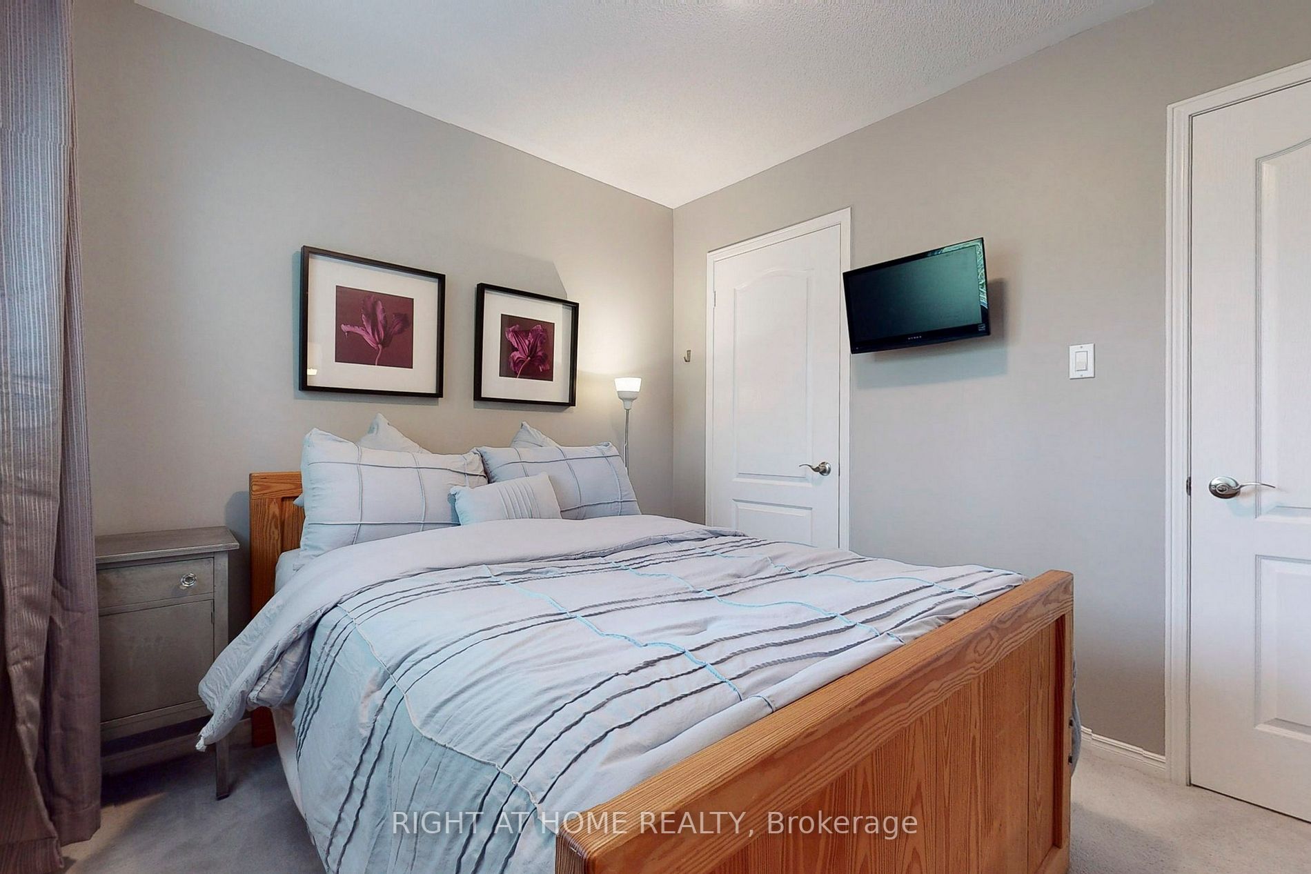958 Fernandez Dr