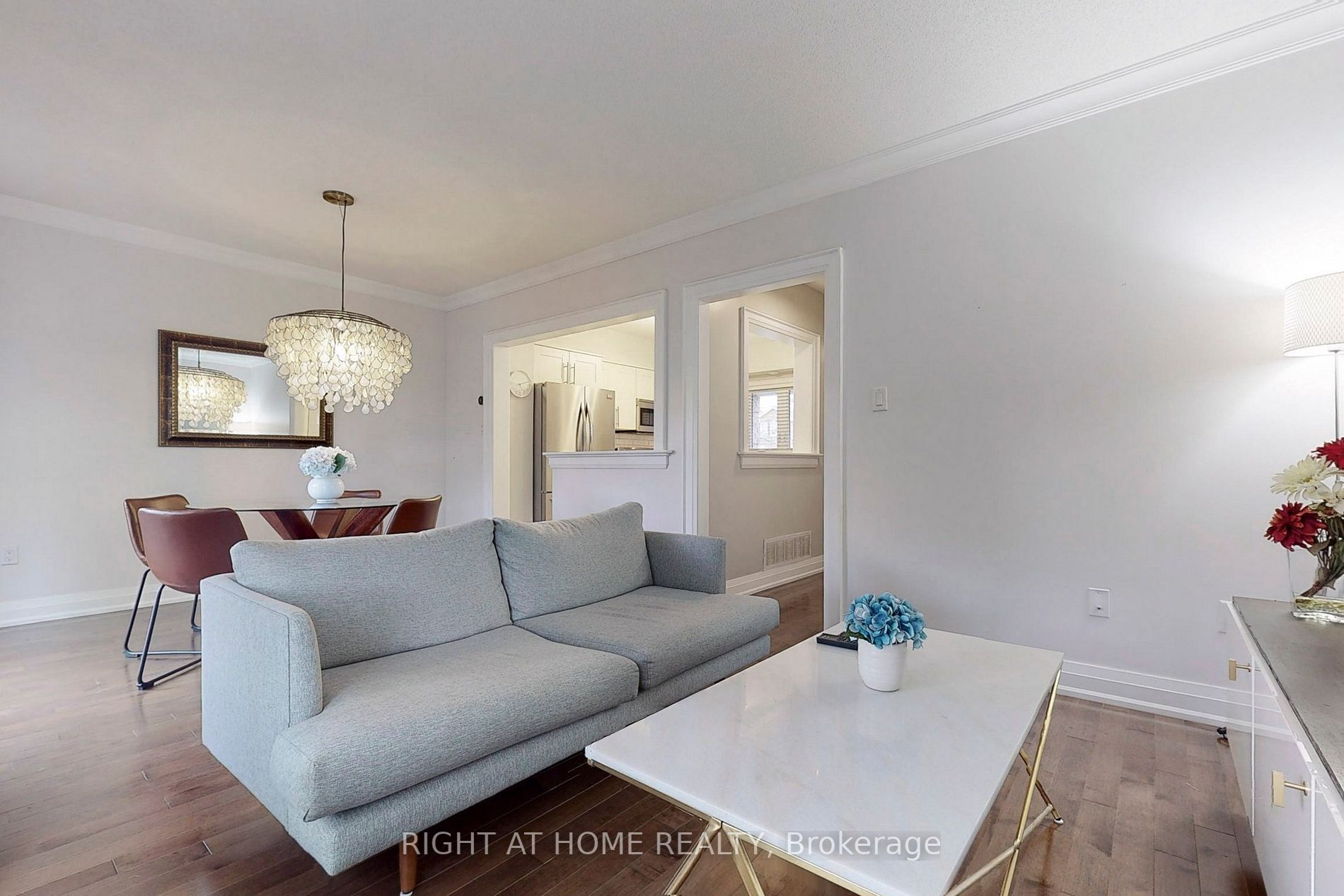 958 Fernandez Dr