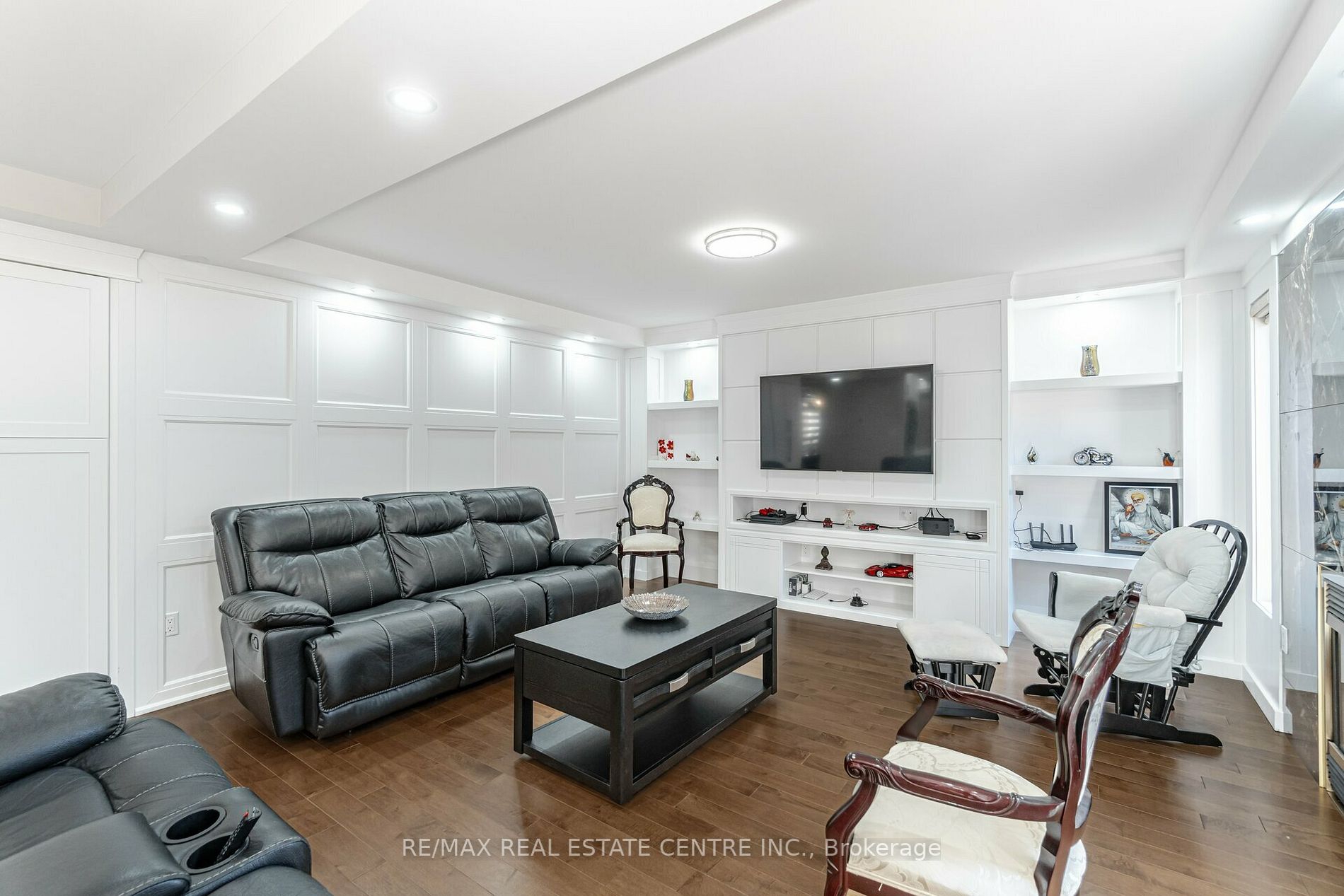 8 Foxmere Rd