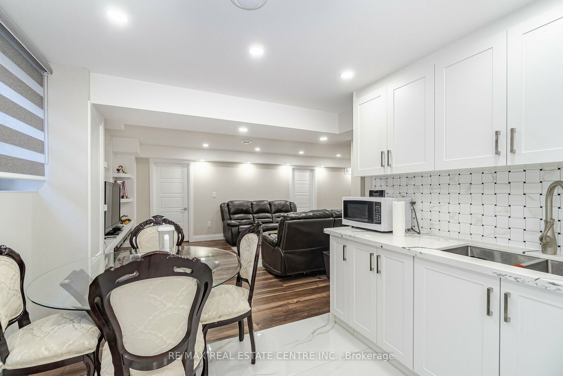 8 Foxmere Rd