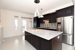 538 Stream Cres