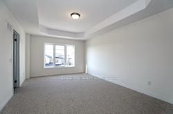 538 Stream Cres
