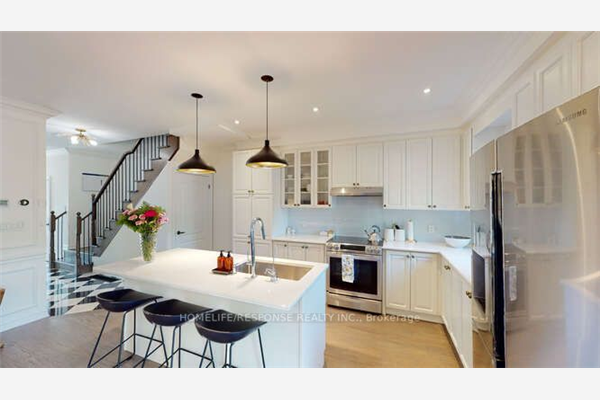 1191 Carnegie Dr, Mississauga