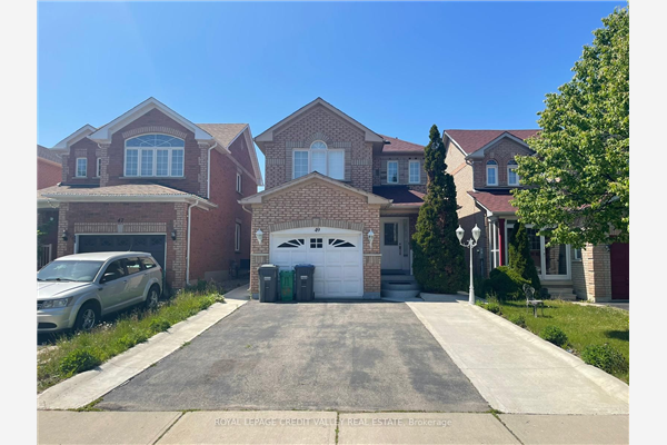 49 Twin Pines Cres