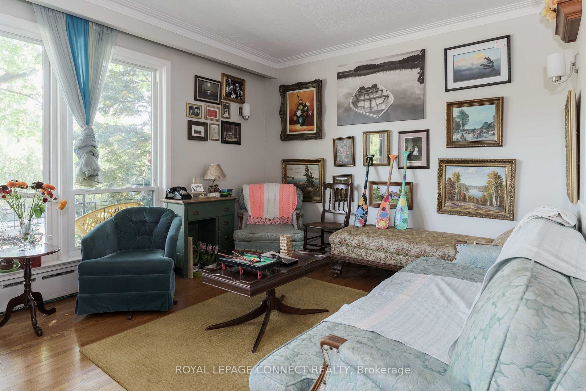 42 Ellis Avenue