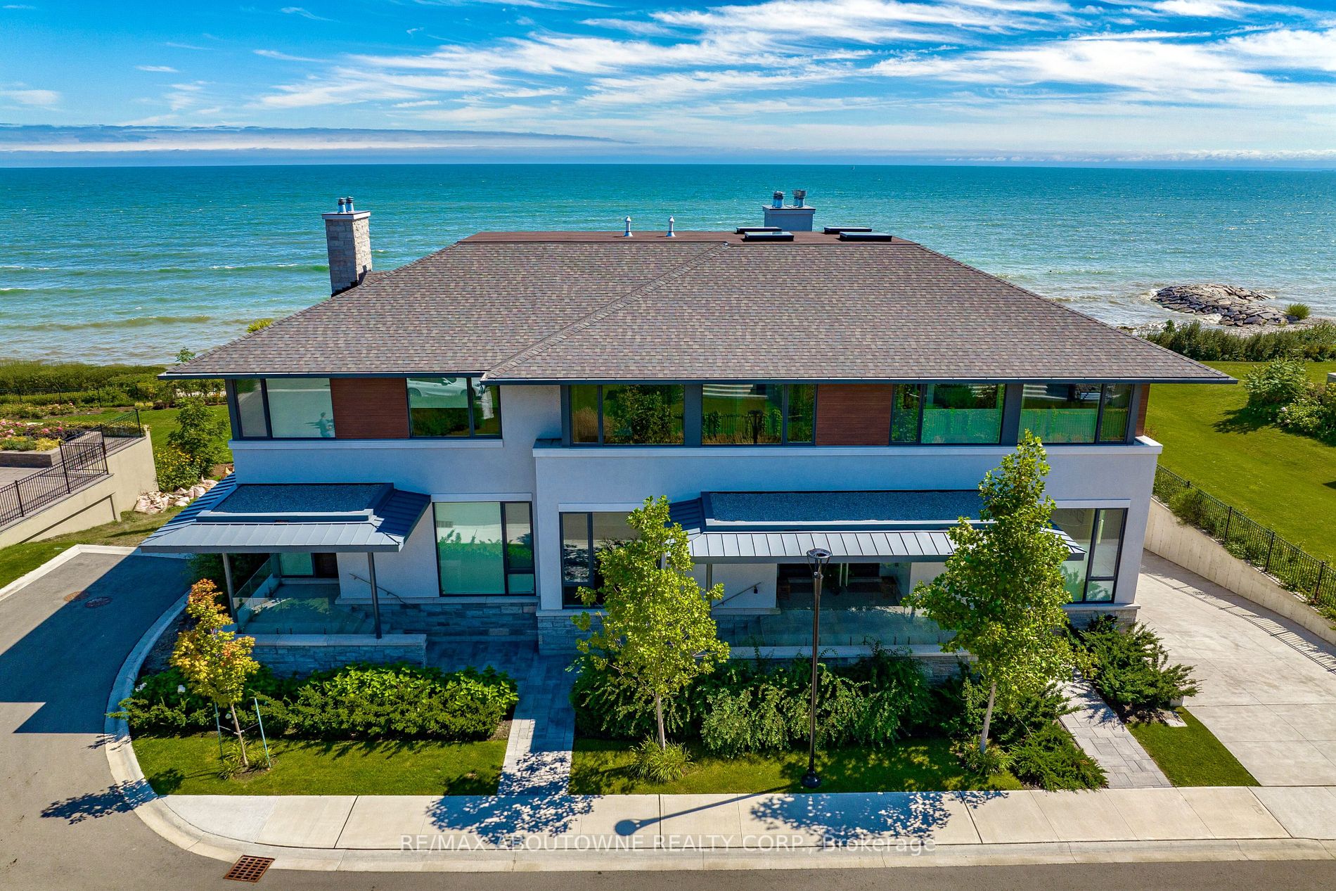 10 Maple Grove Dr, #8