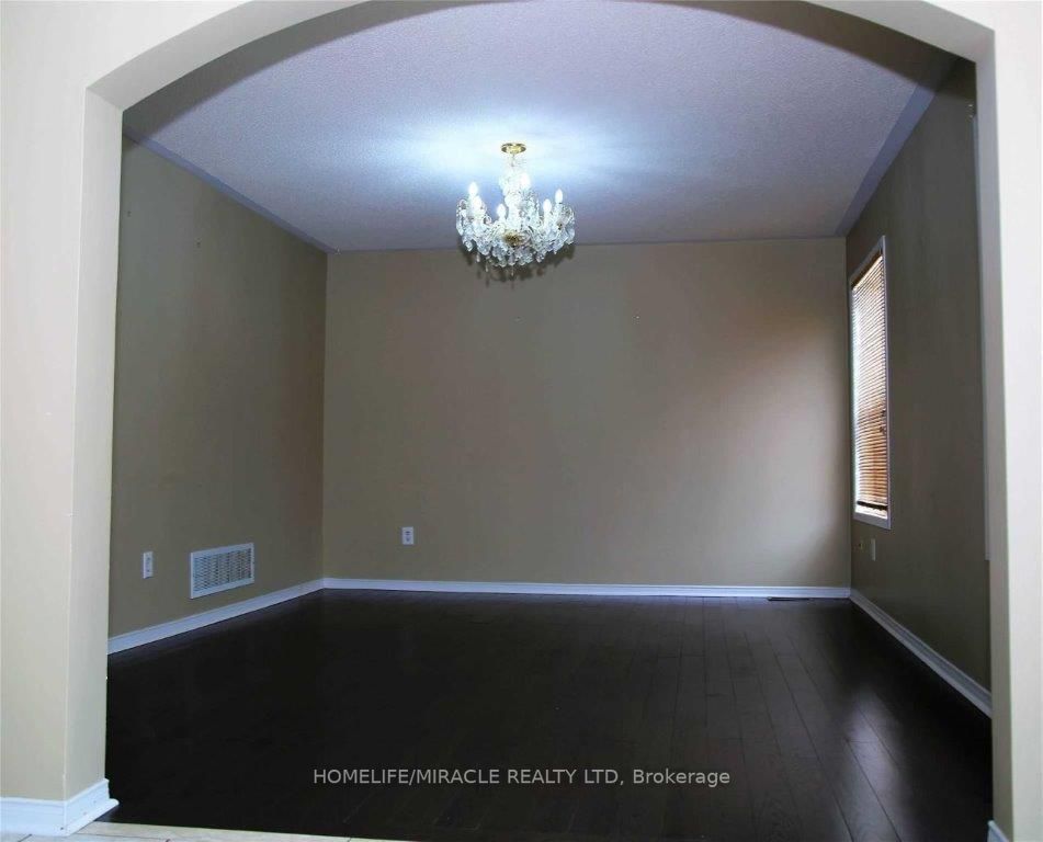 Listing W6060848 - Large Photo # 3