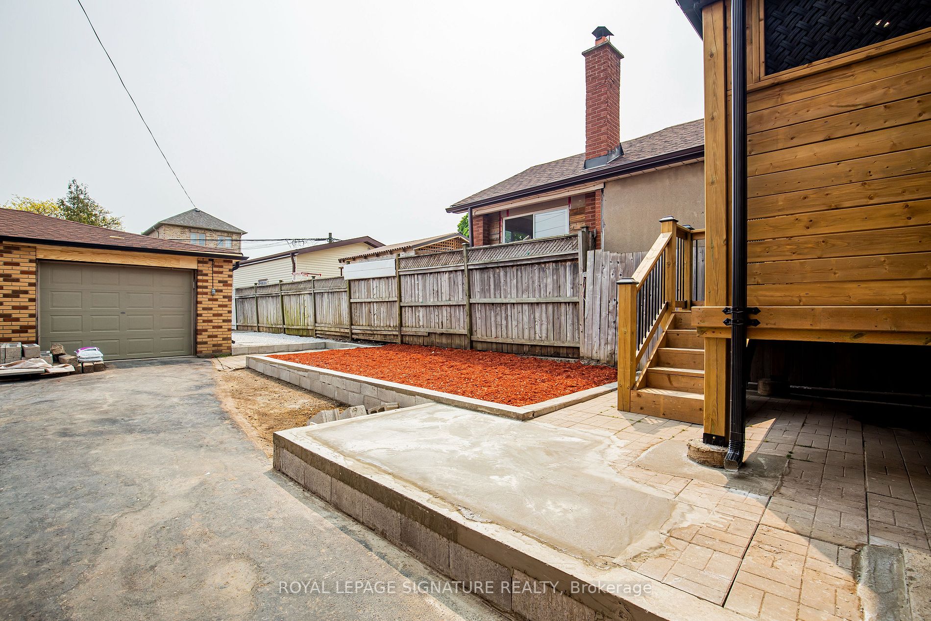 19 Schell Ave