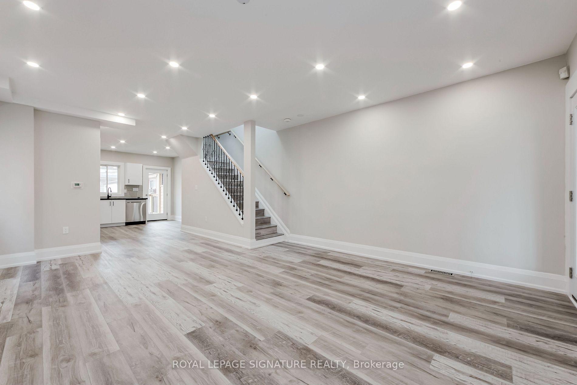 19 Schell Ave