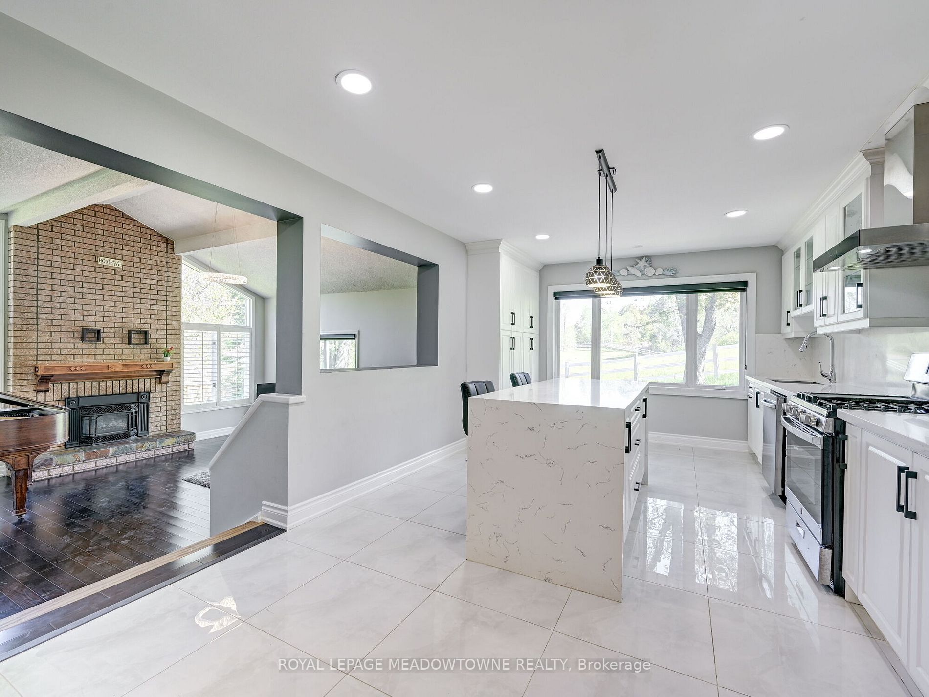 8283 Patterson Side Rd