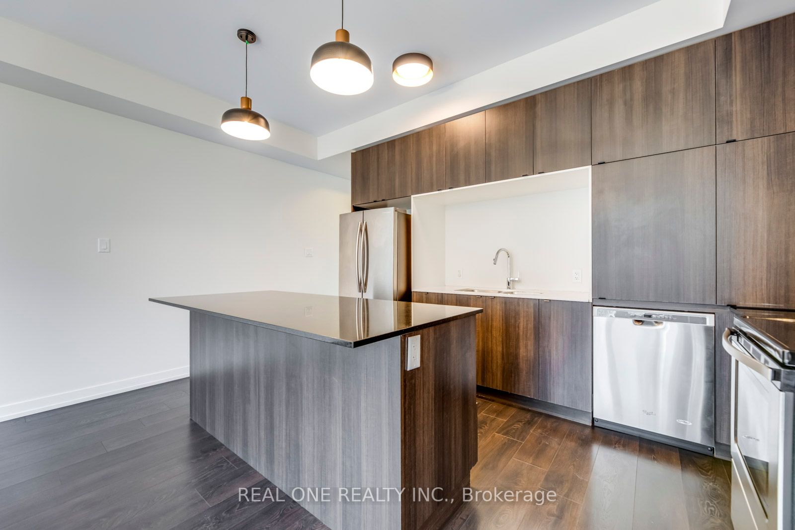 170 Squire Cres