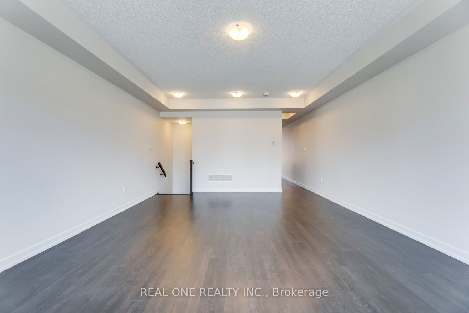 170 Squire Cres