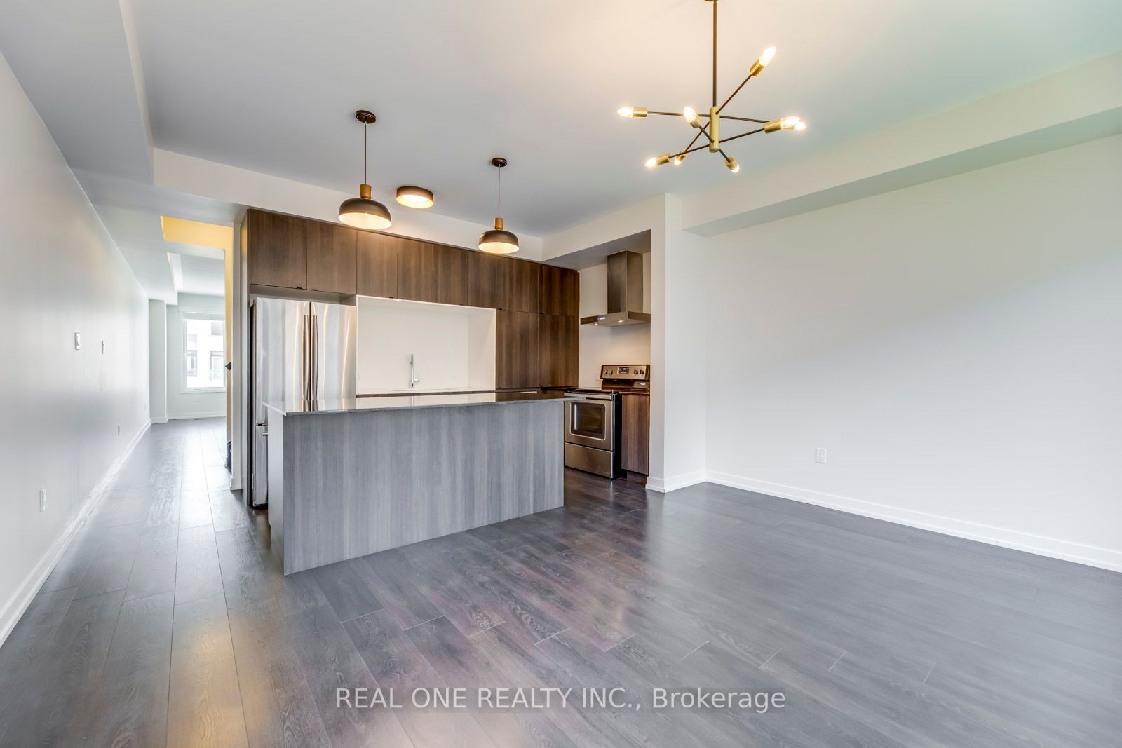 170 Squire Cres
