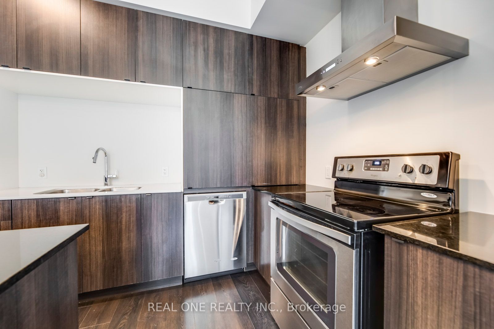 170 Squire Cres