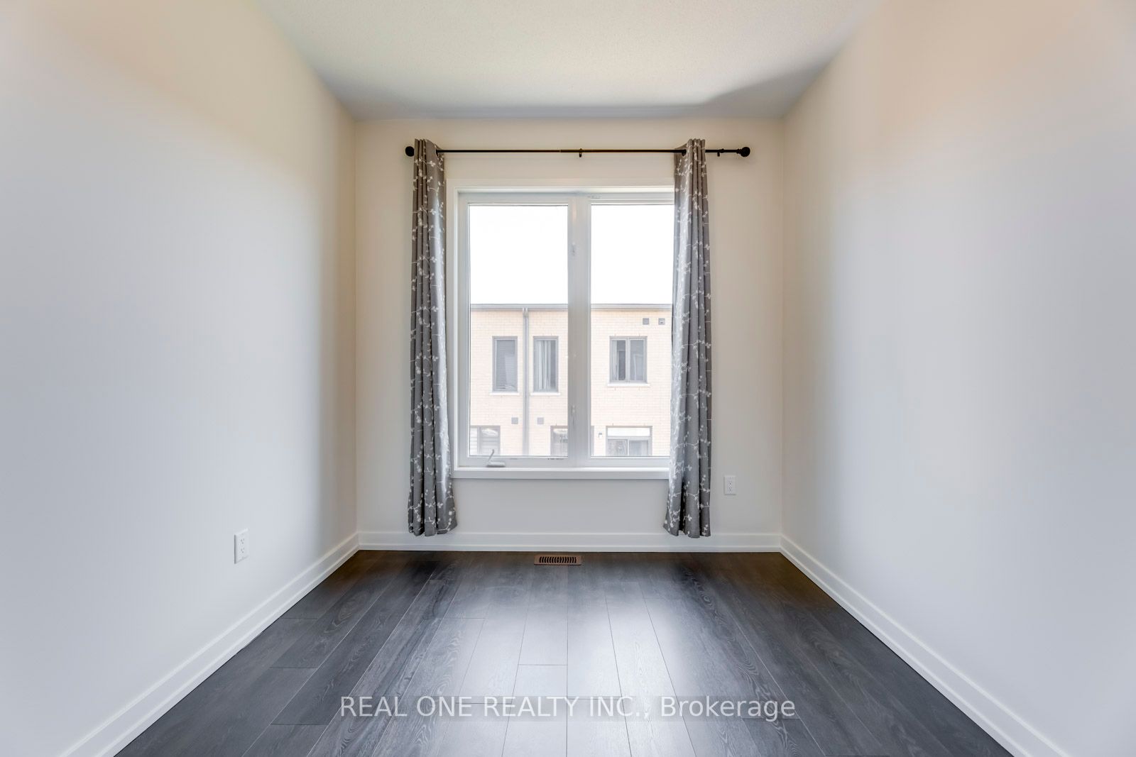 170 Squire Cres