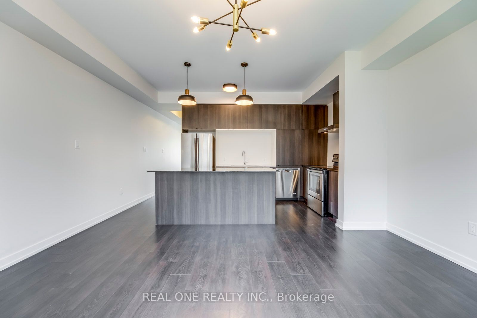 170 Squire Cres