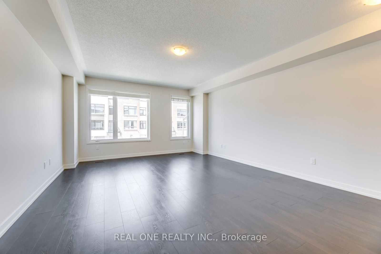 170 Squire Cres