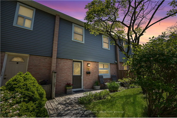 1050 Shawnmarr Rd, Mississauga