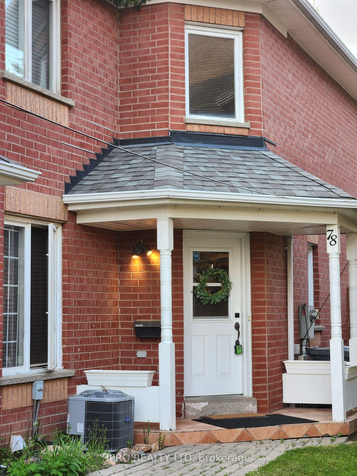 78 Pressed Brick Dr
