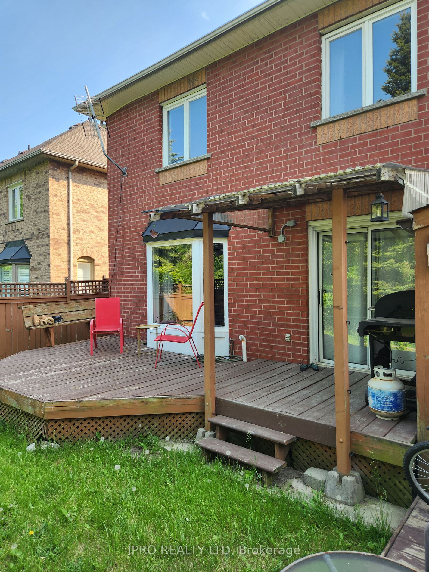 78 Pressed Brick Dr