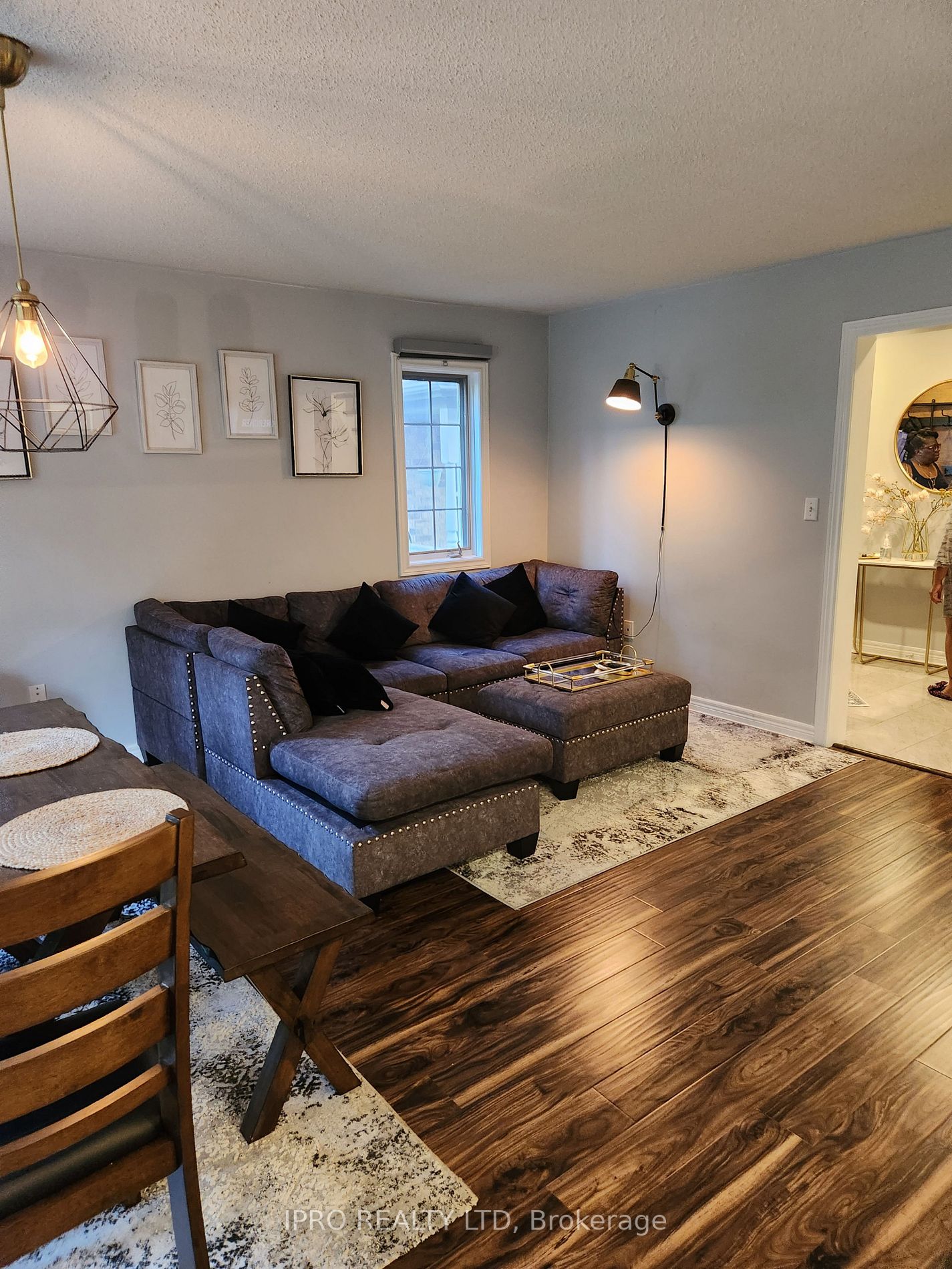 78 Pressed Brick Dr