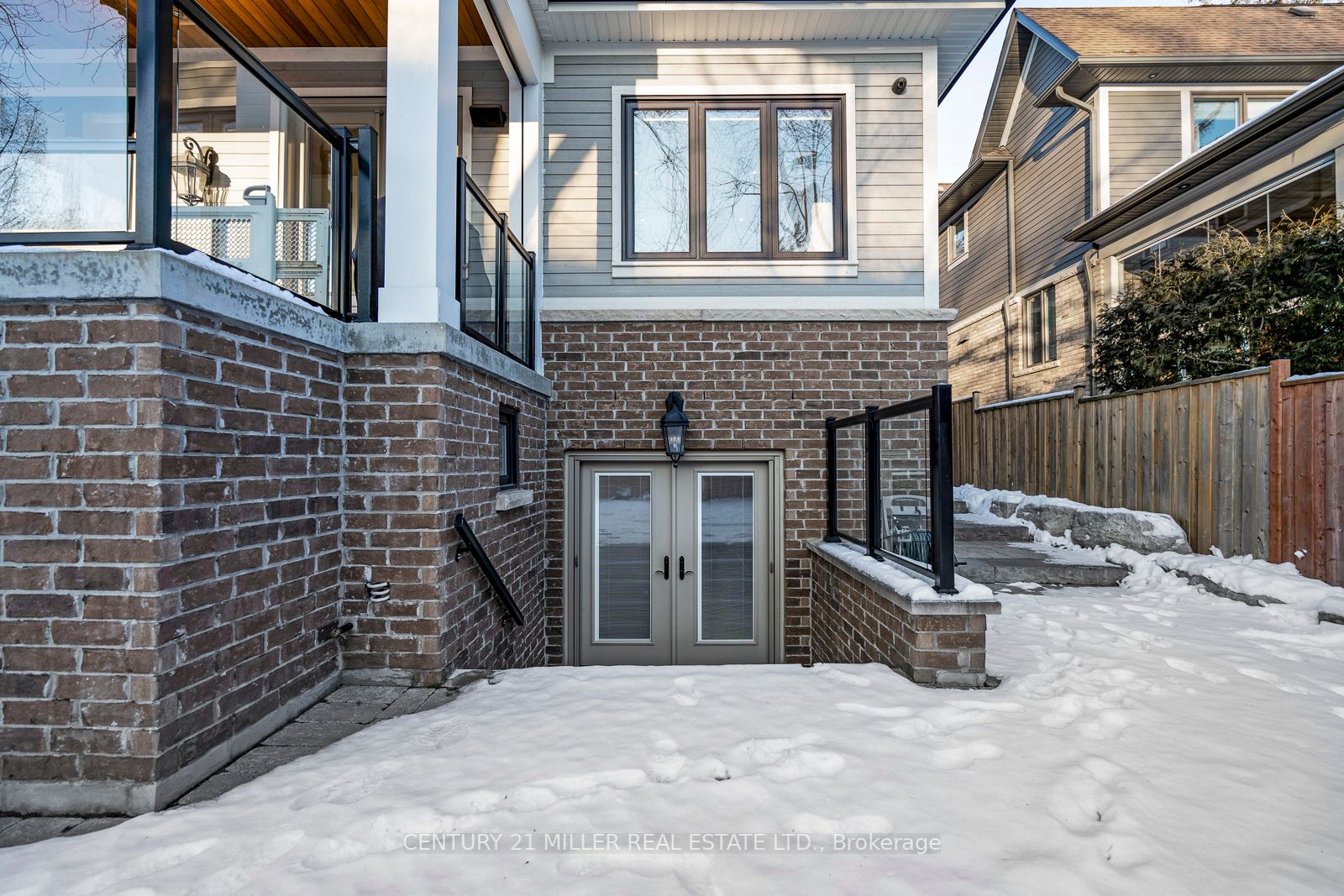 1390 Wilson Ave