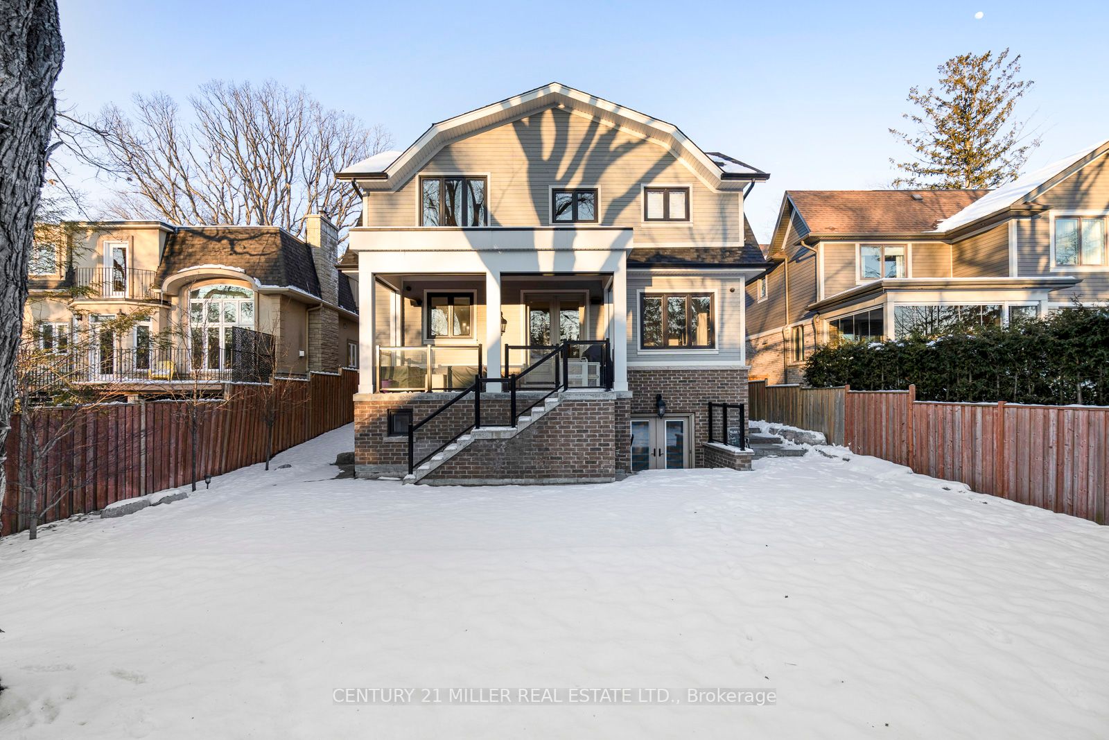 1390 Wilson Ave