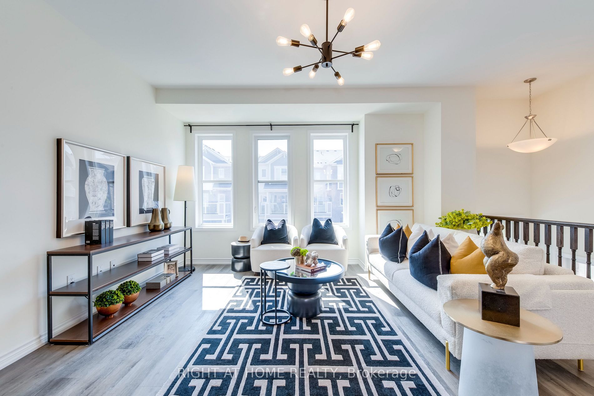 1285 Sycamore Gdns, #7