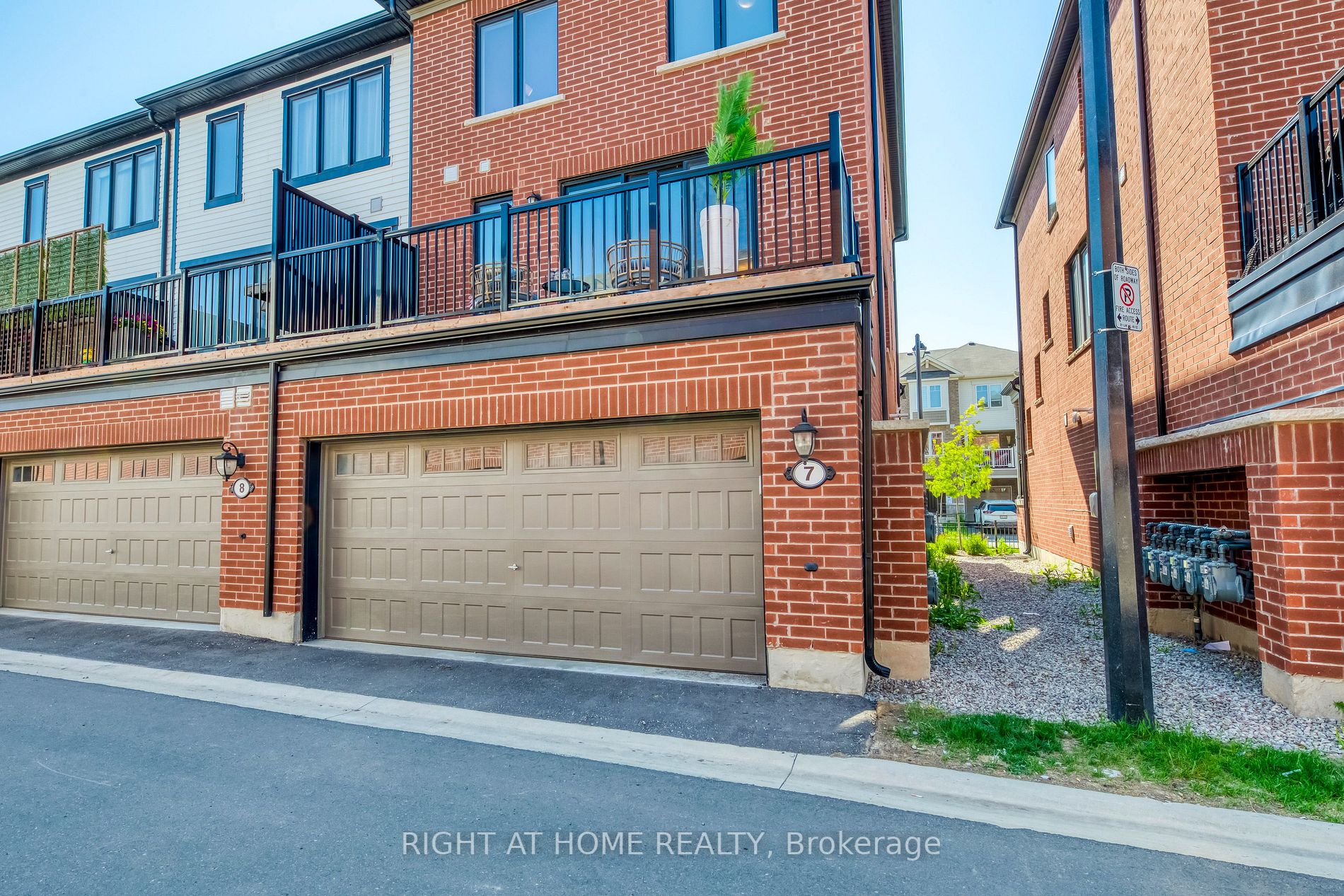1285 Sycamore Gdns, #7