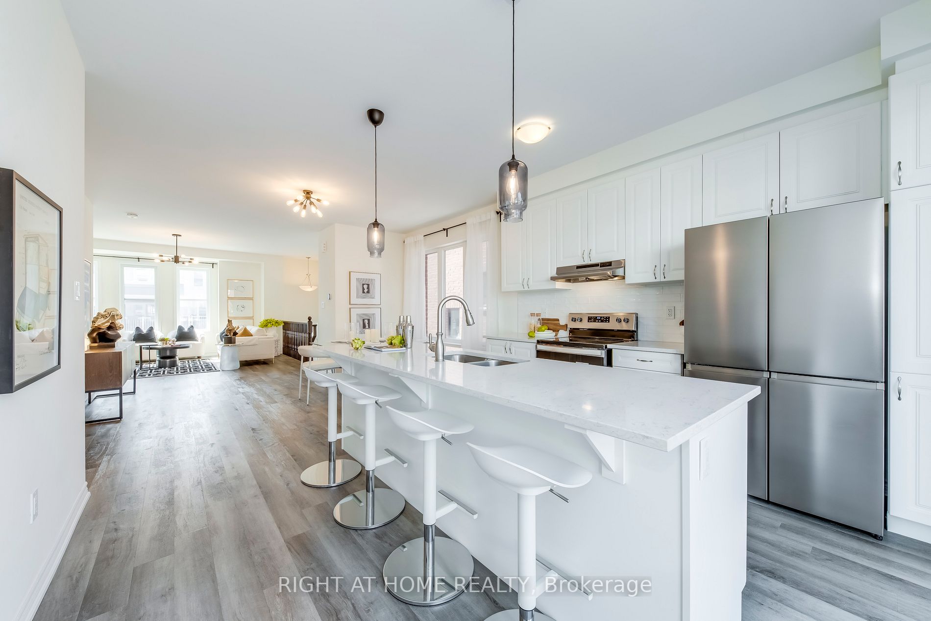 1285 Sycamore Gdns, #7