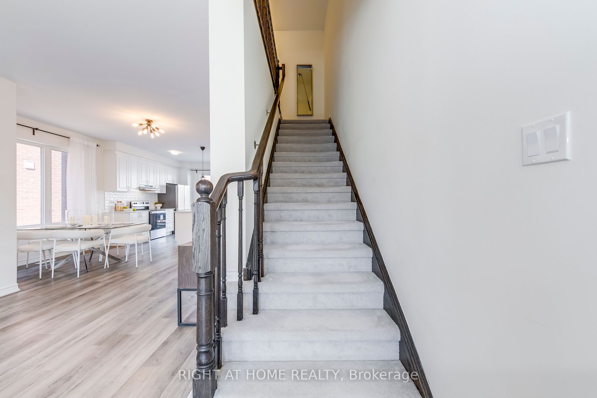 1285 Sycamore Gdns, #7