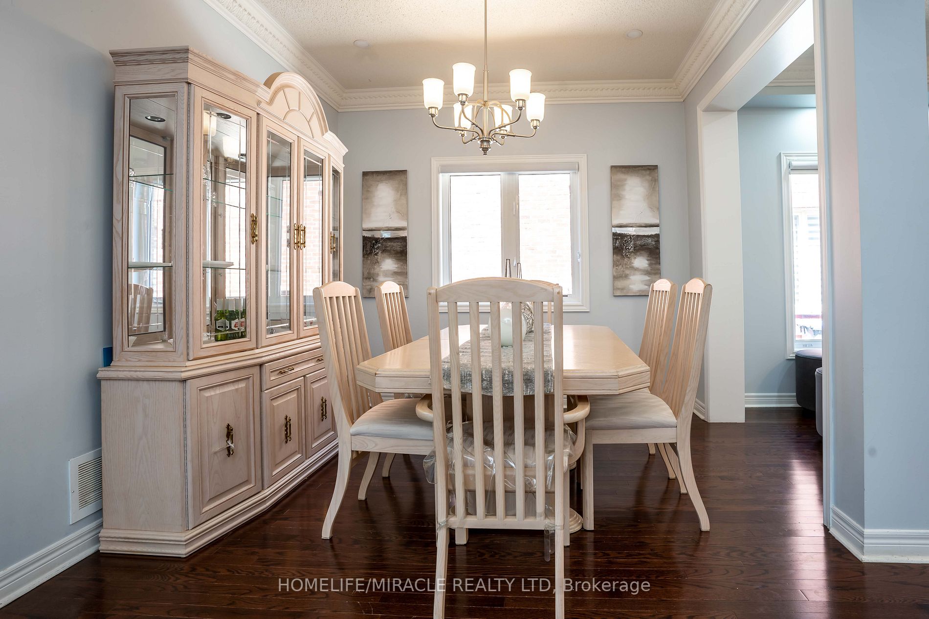 28 Totten Dr