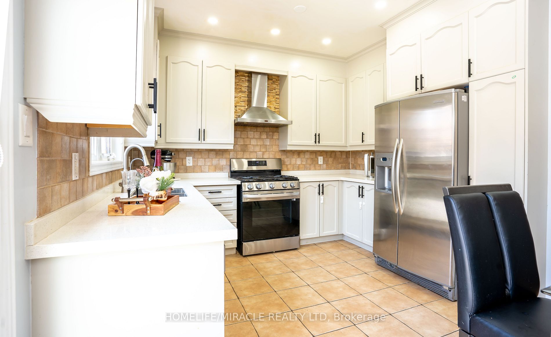 28 Totten Dr