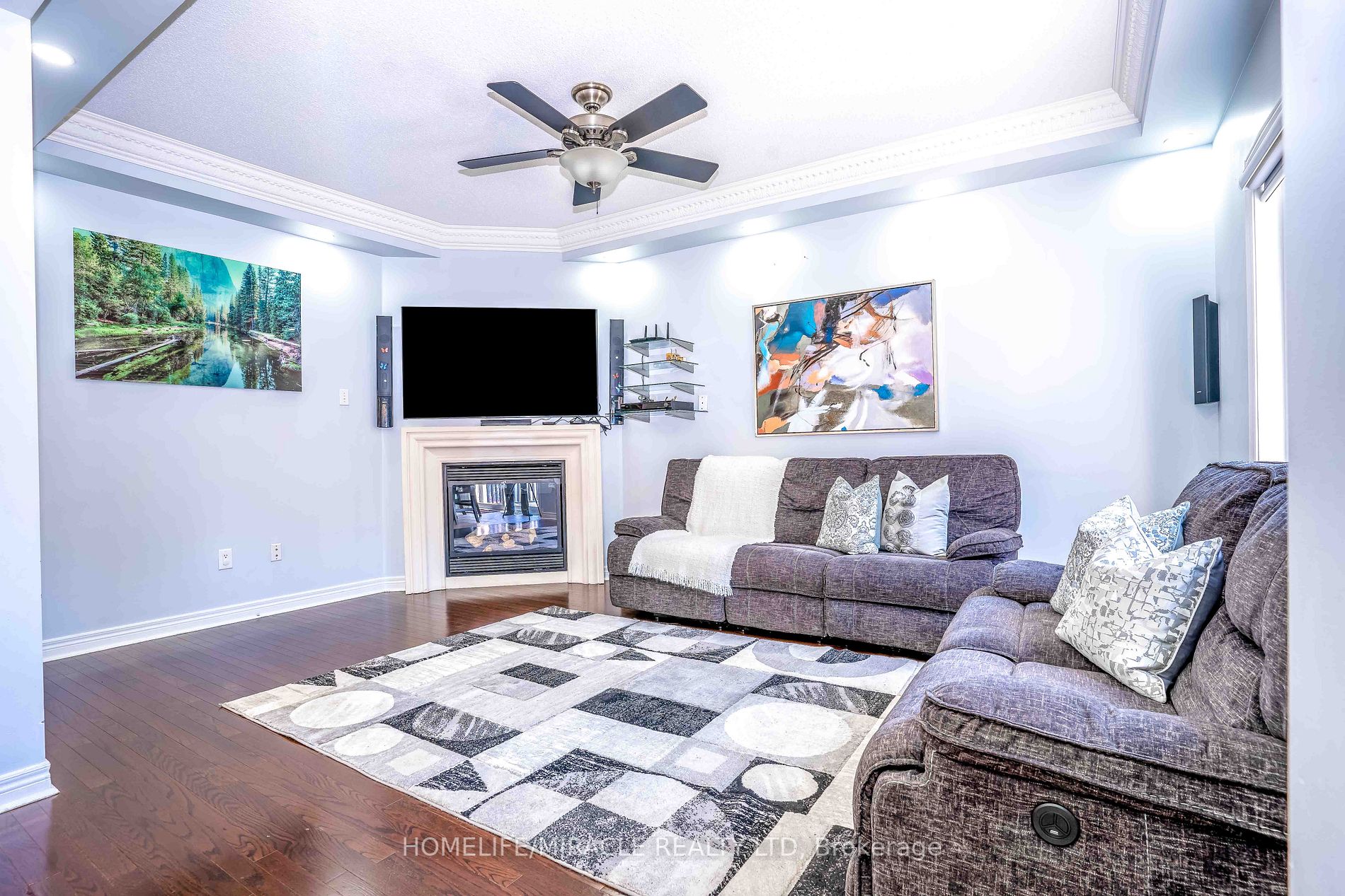 28 Totten Dr