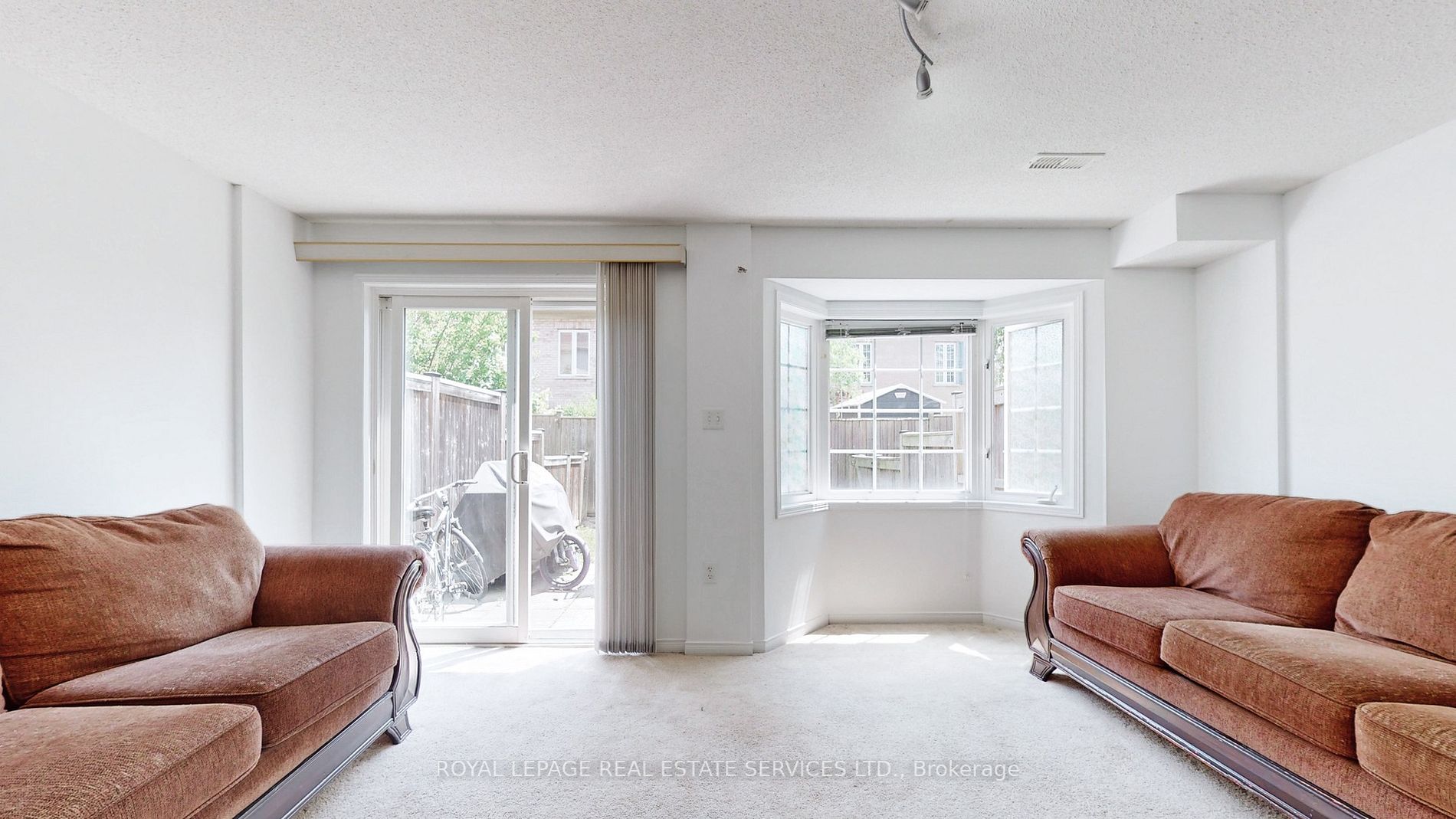3950 Erin Centre Boulevard, #36